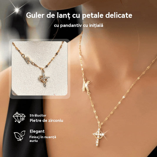 ✨✝️【Pandantiv cruce + lanț cu litere】Colier cu cruce din cristal, personalizabil cu litere — elegant și unic.🔤💎