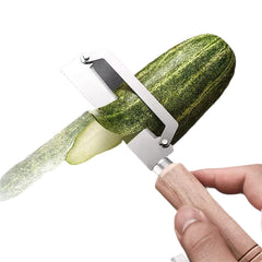 ✅Cumpără 1 și primești 1 gratuit (2 articole) 🧅🔪 Curățător de legume multifuncțional: Curățează, toacă legume, deschide sticle! 🔥