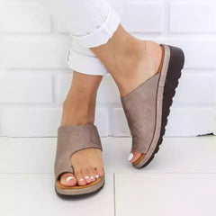 🔥🥰【35-43】 Sandale cu talpă plată model 2026, pentru corectarea hallux valgus și a degetelor încovoiate