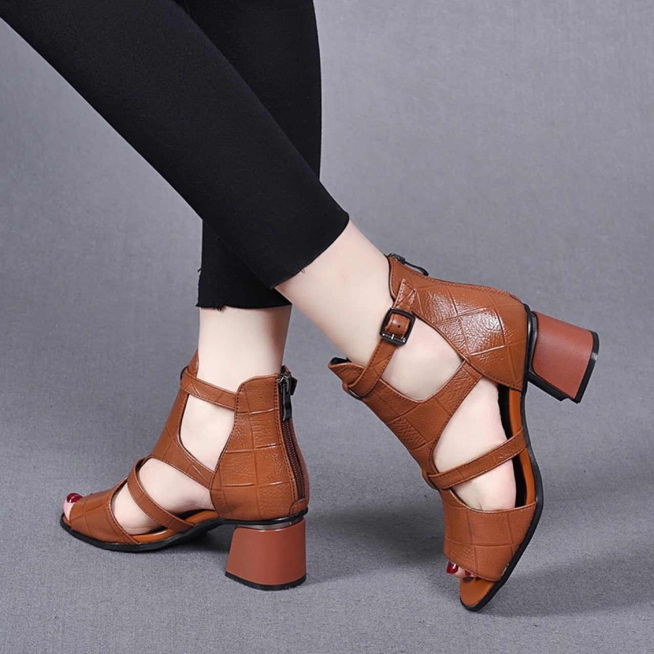 👡Sandale romane noi din piele moale, talpă tip coadă de pește, model peep-toe, deschizătură ajurata, sandale romane cu platformă