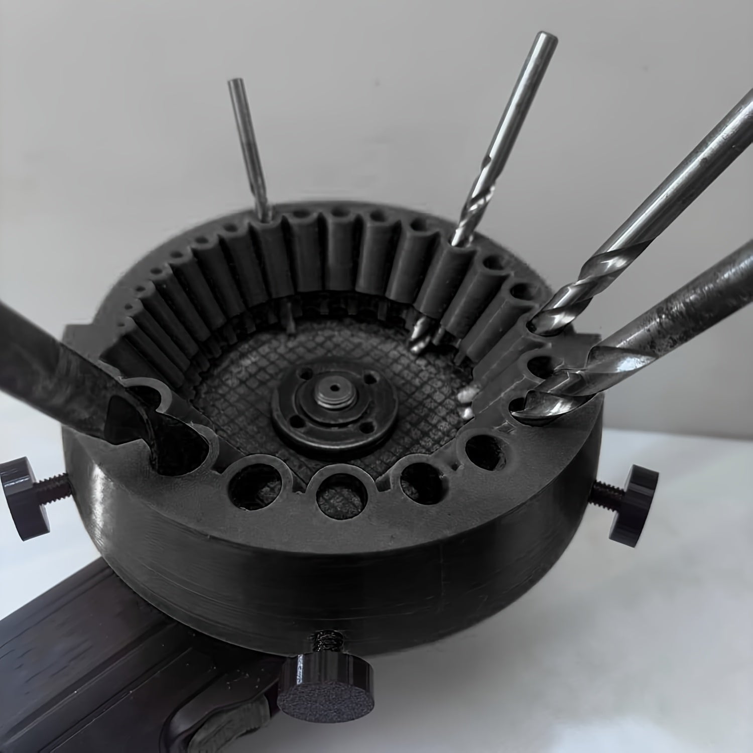 Ascuțitor burghie - pentru burghie de 2 până la 13 mm